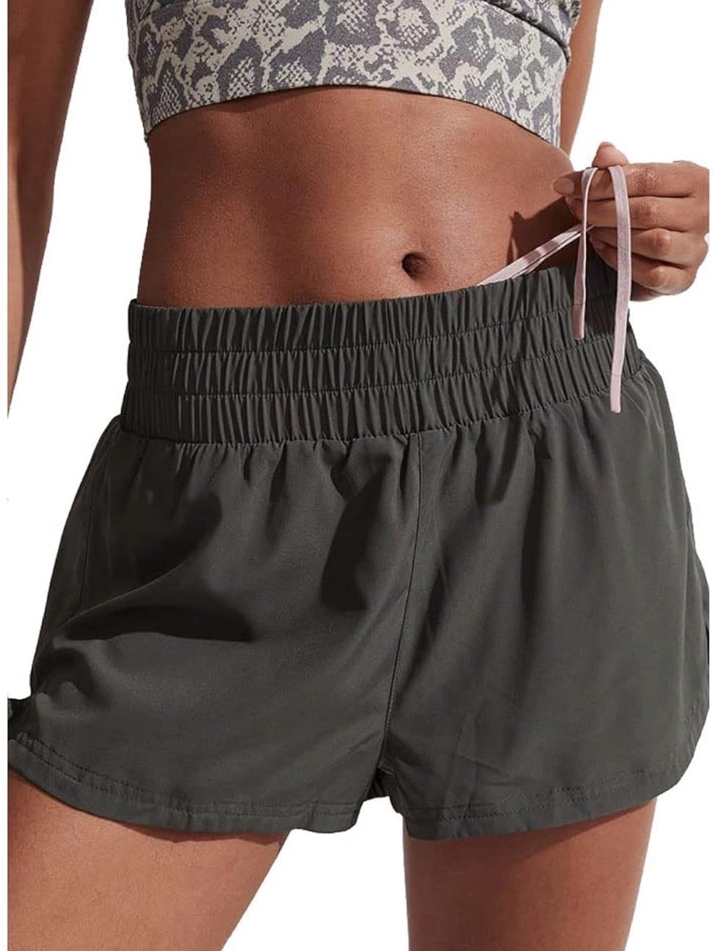 Varley Olive Elastic-Waist Athletic Shorts